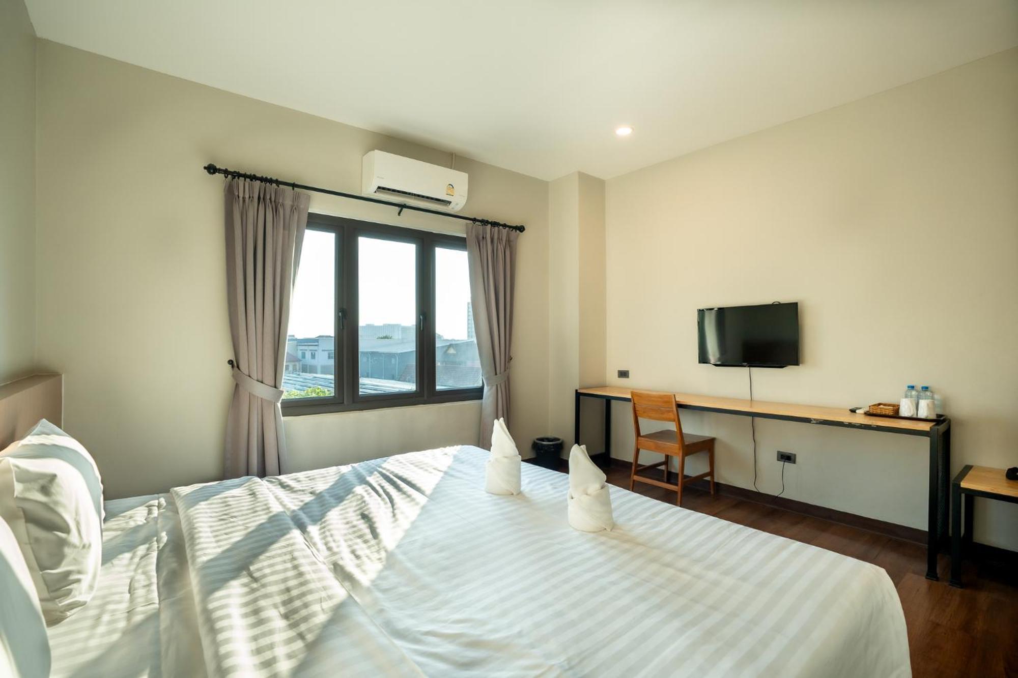 Siri Hotel Vientiane Bagian luar foto