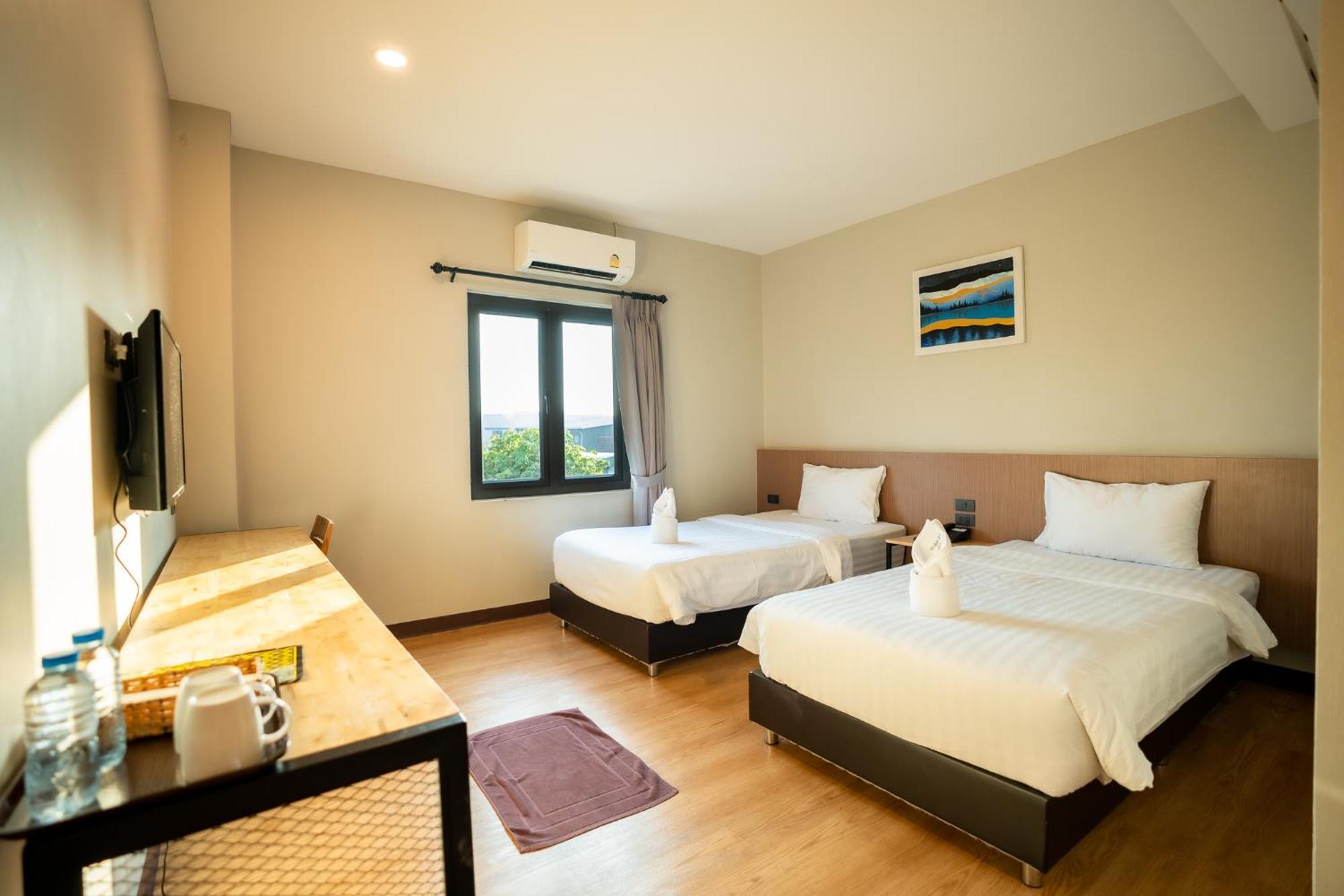 Siri Hotel Vientiane Bagian luar foto