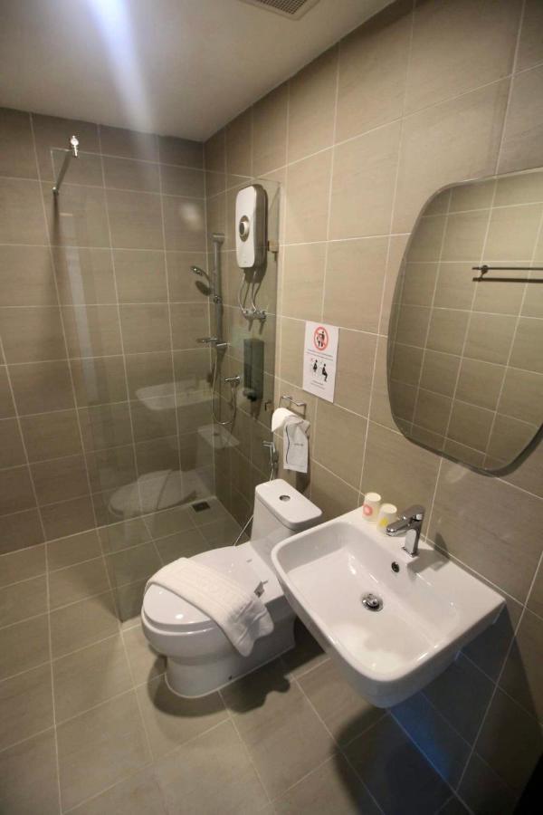 Siri Hotel Vientiane Bagian luar foto